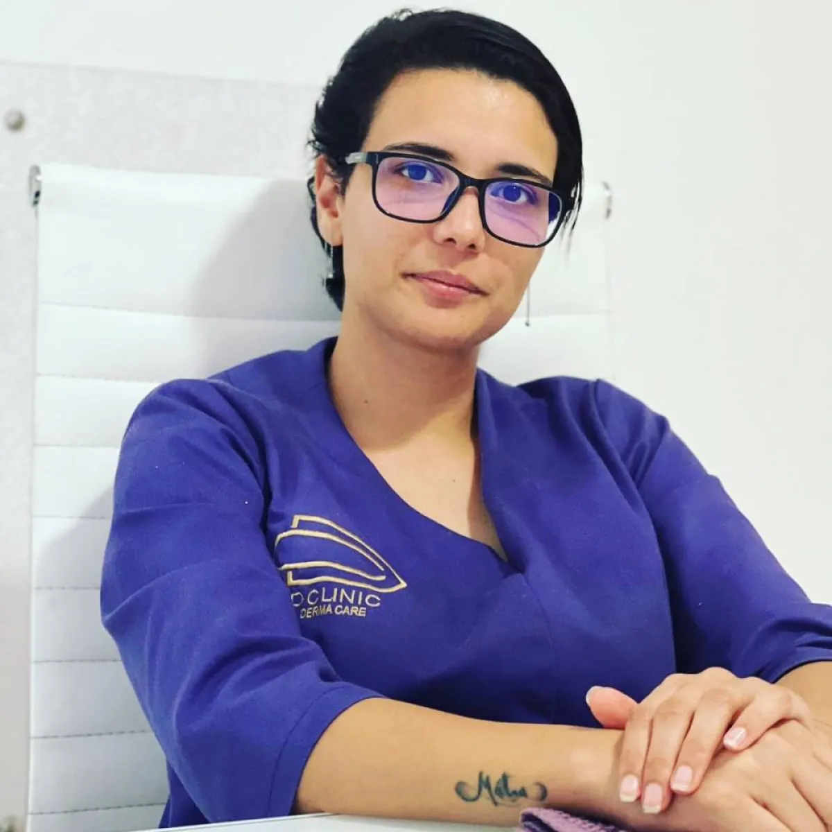 اختصاصية  التدليك مهى الخشن