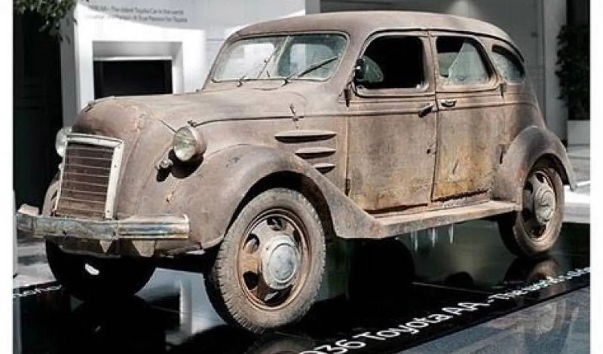 بمناسبة اليوم الوطني السعودي السيارات الأولي التي دخلت المملكة في تاريخها الحديث 