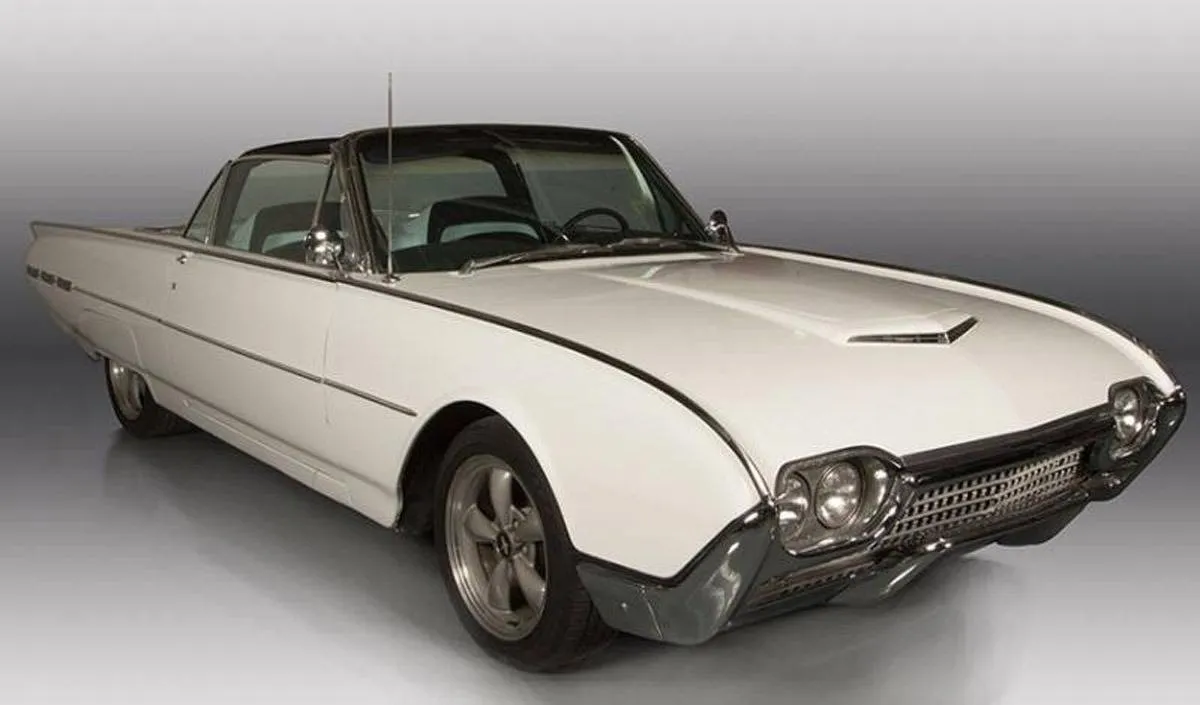 بمناسبة اليوم الوطني السعودي السيارات الأولي التي دخلت المملكة في تاريخها الحديث 