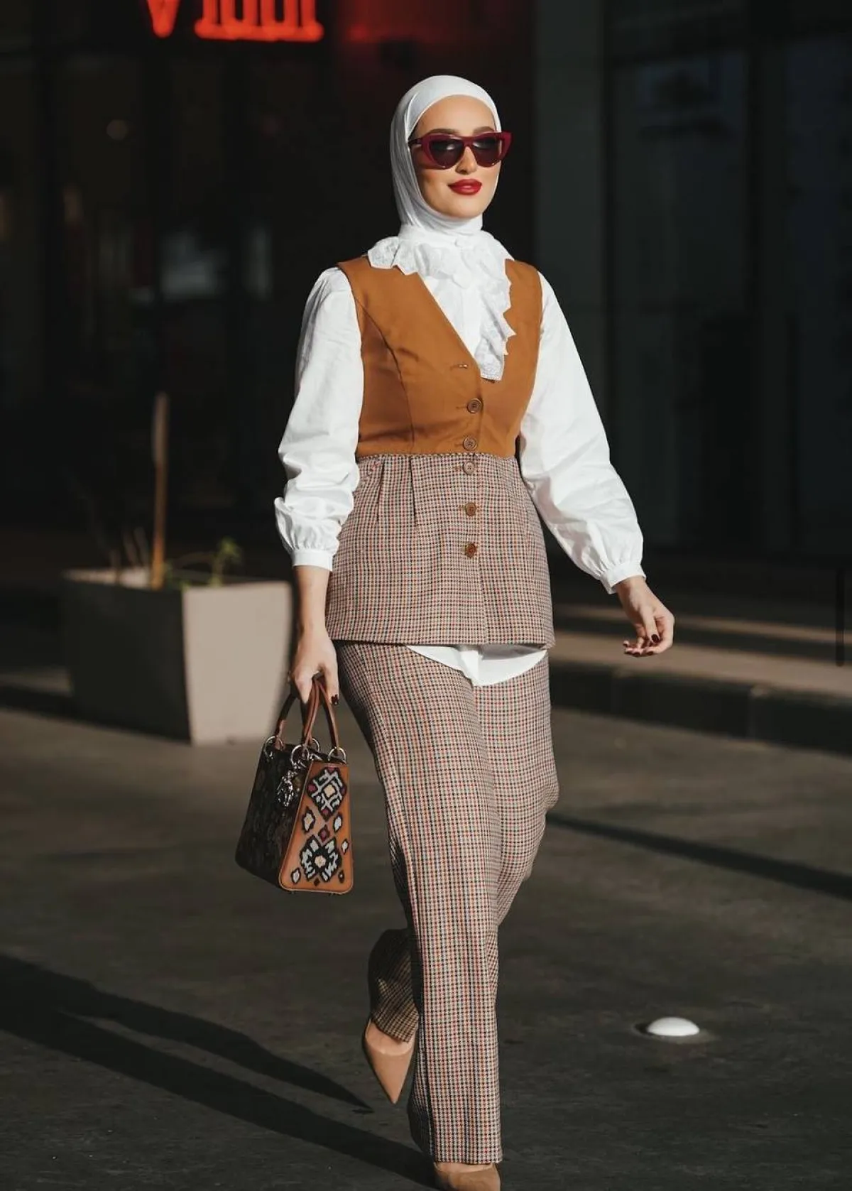 دلال الدوب بالفيست الكاروهات