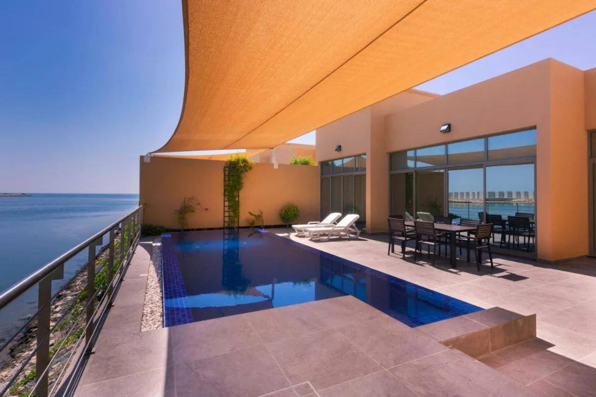 أجمل فنادق البحرين على البحر