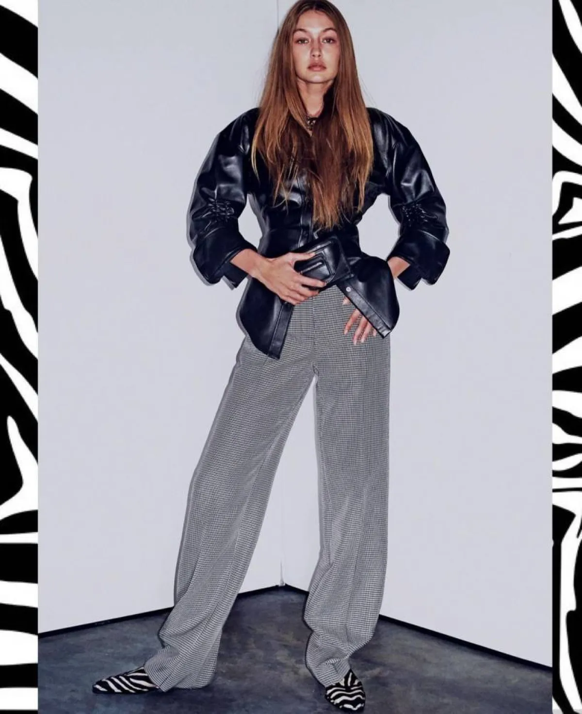 جيجي حديد بإطلالة عصرية أنيقة 