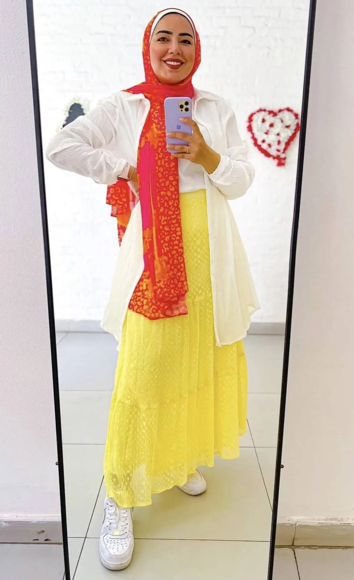 دعاء عكاشة بإطلالة مبهجة