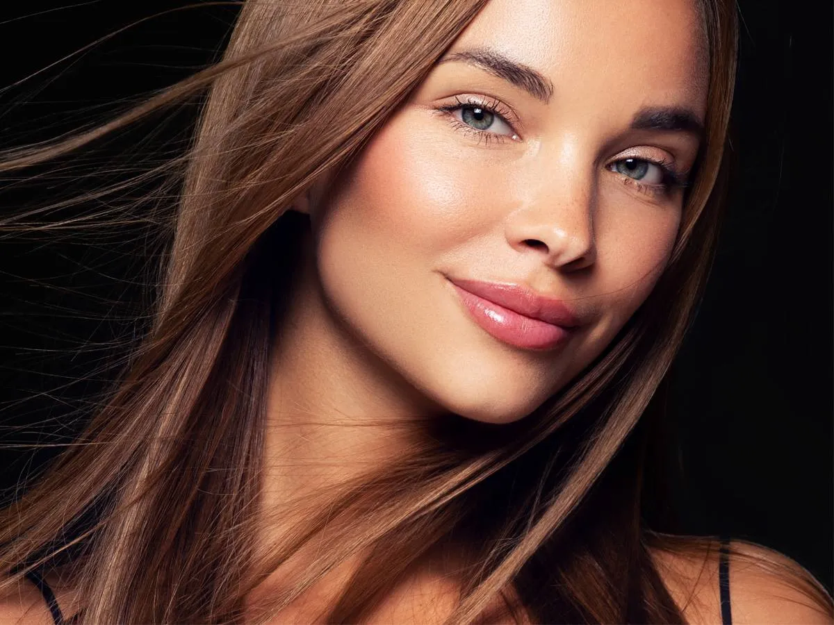 6 خطوات لاستعادة لمعان الشعر Healthy & Shiny