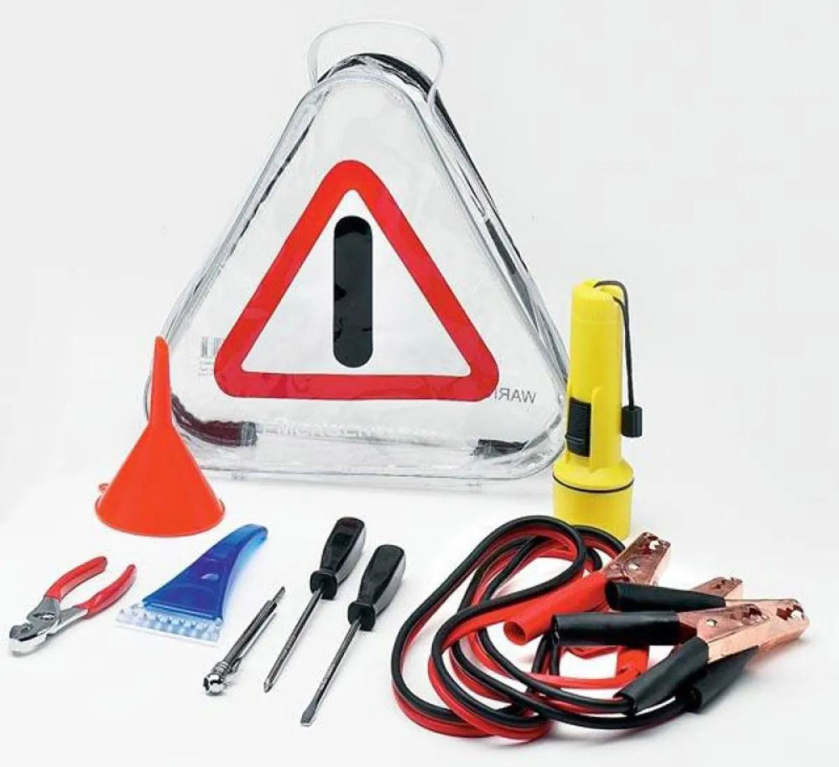 أشياء يجب أن تتواجد في سيارتك دائماً