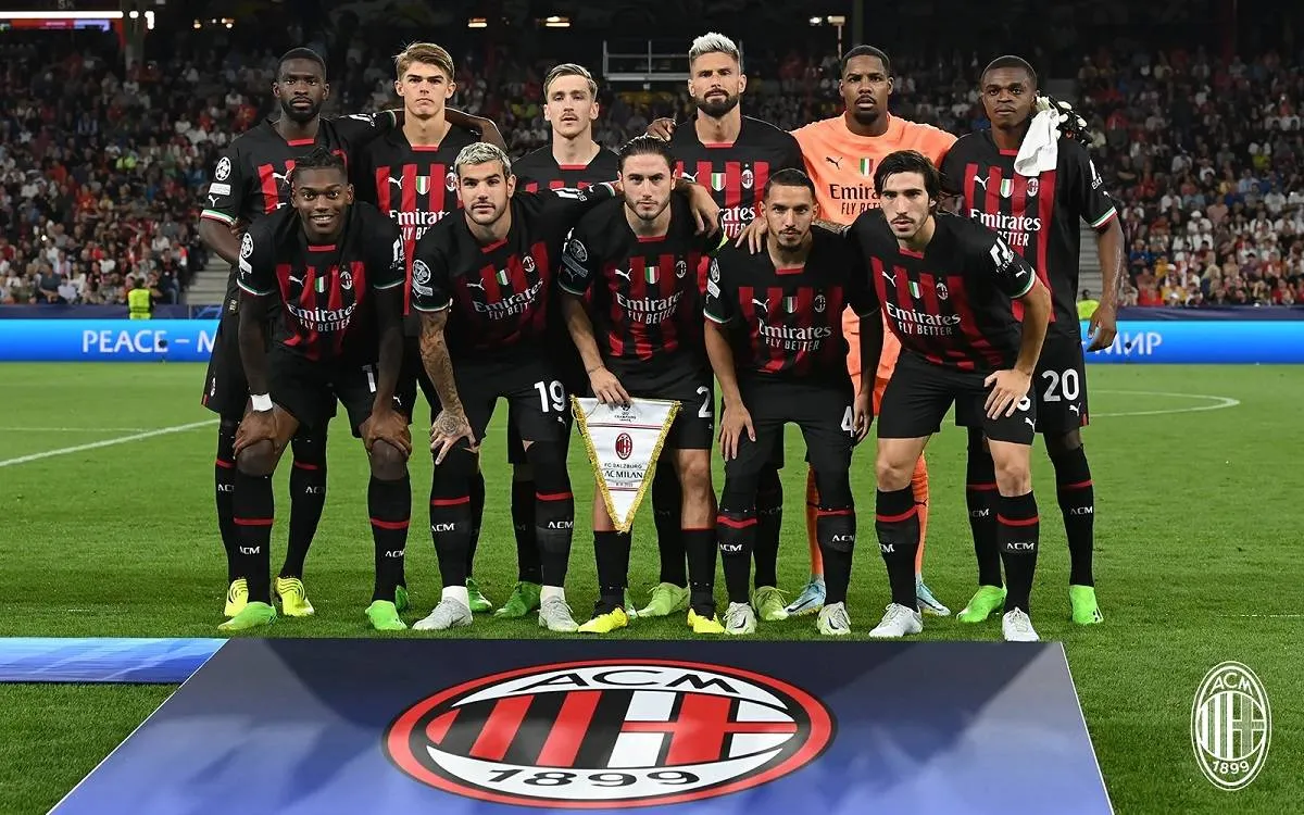 صورة لاعبي فريق ميلان