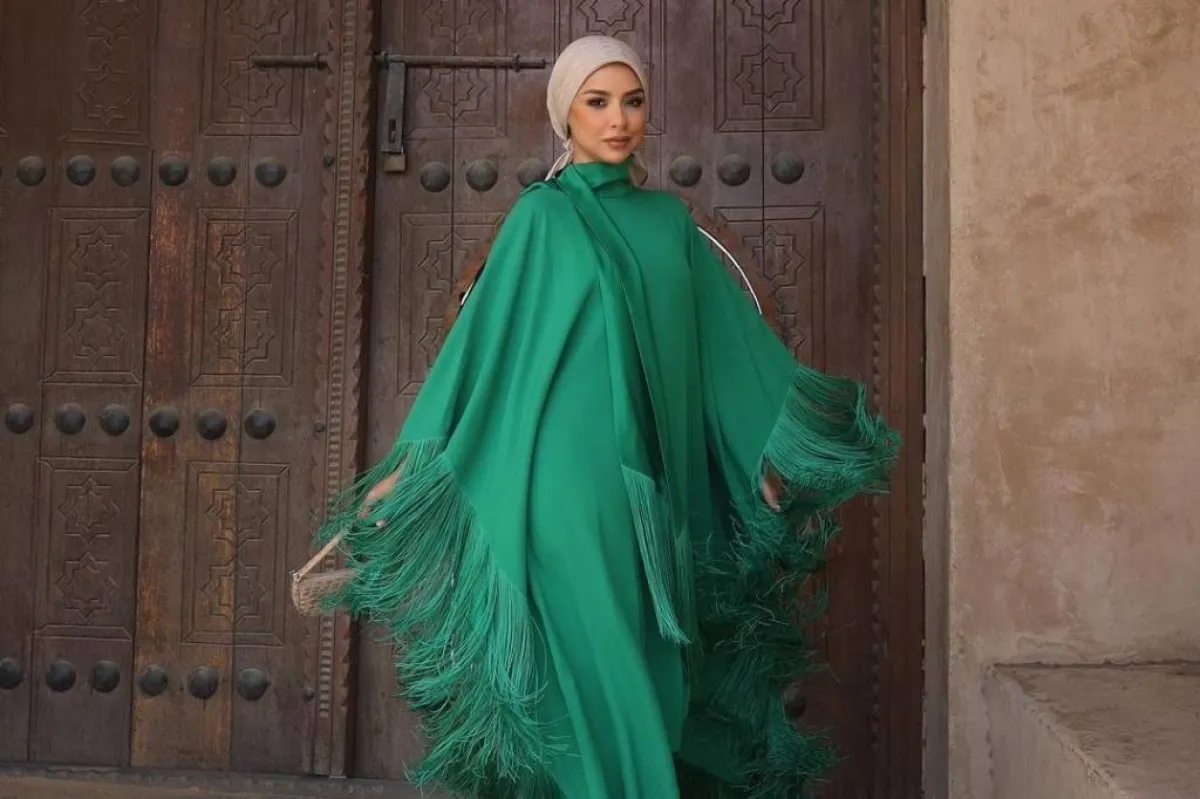 فساتين محجبات باللون الأخضر