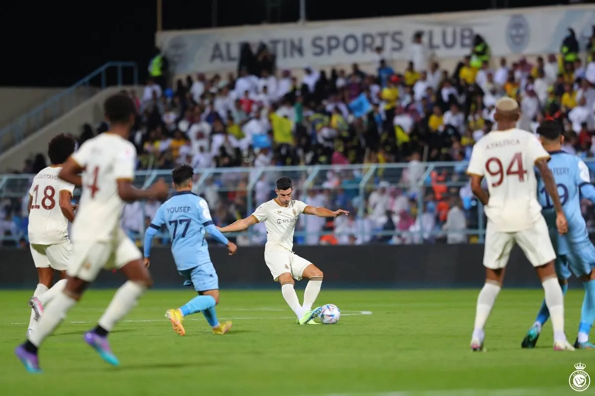 صورة من مباراة النصر والباطن