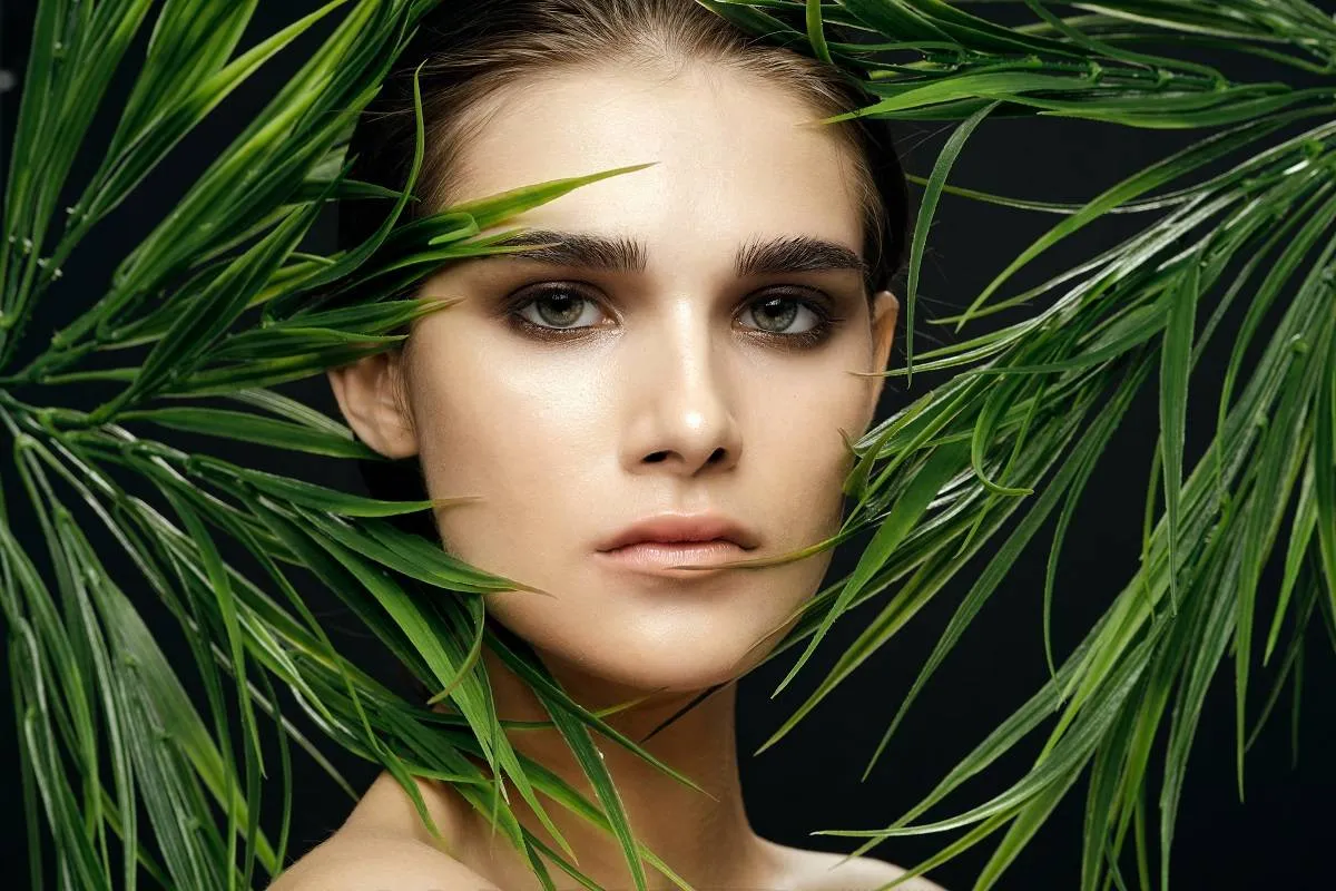 موضة المكياج البرونزي