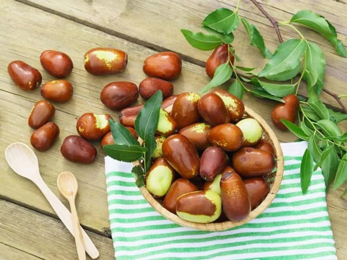 فوائد العناب للنساء