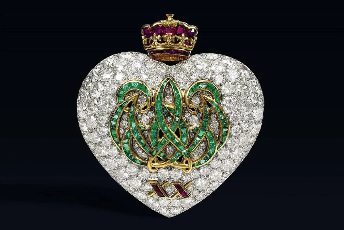20th Anniversary Brooch مشبك الذكرى الـ 20 للزفاف