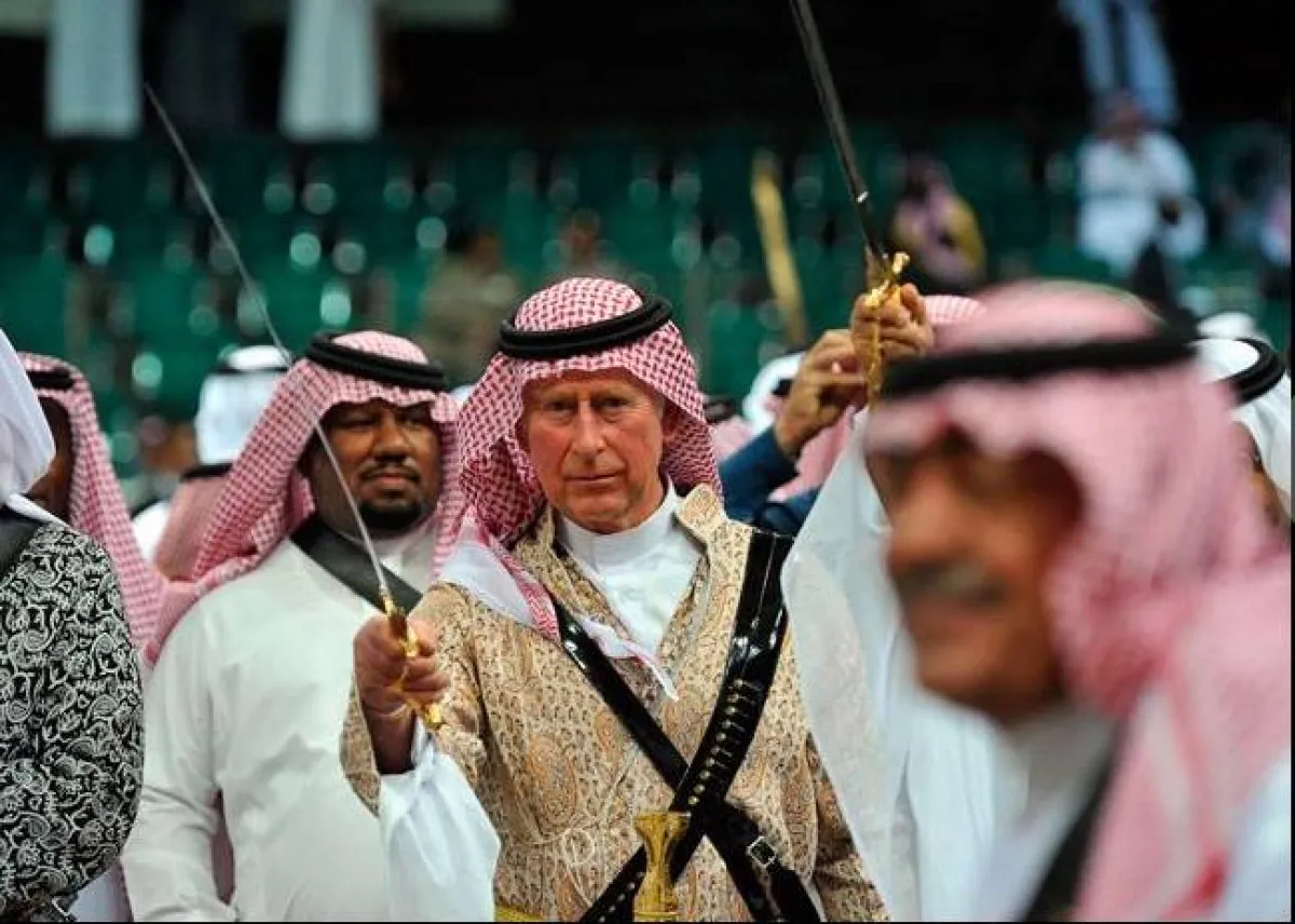 الملوك يرقصون العرضة السعودية