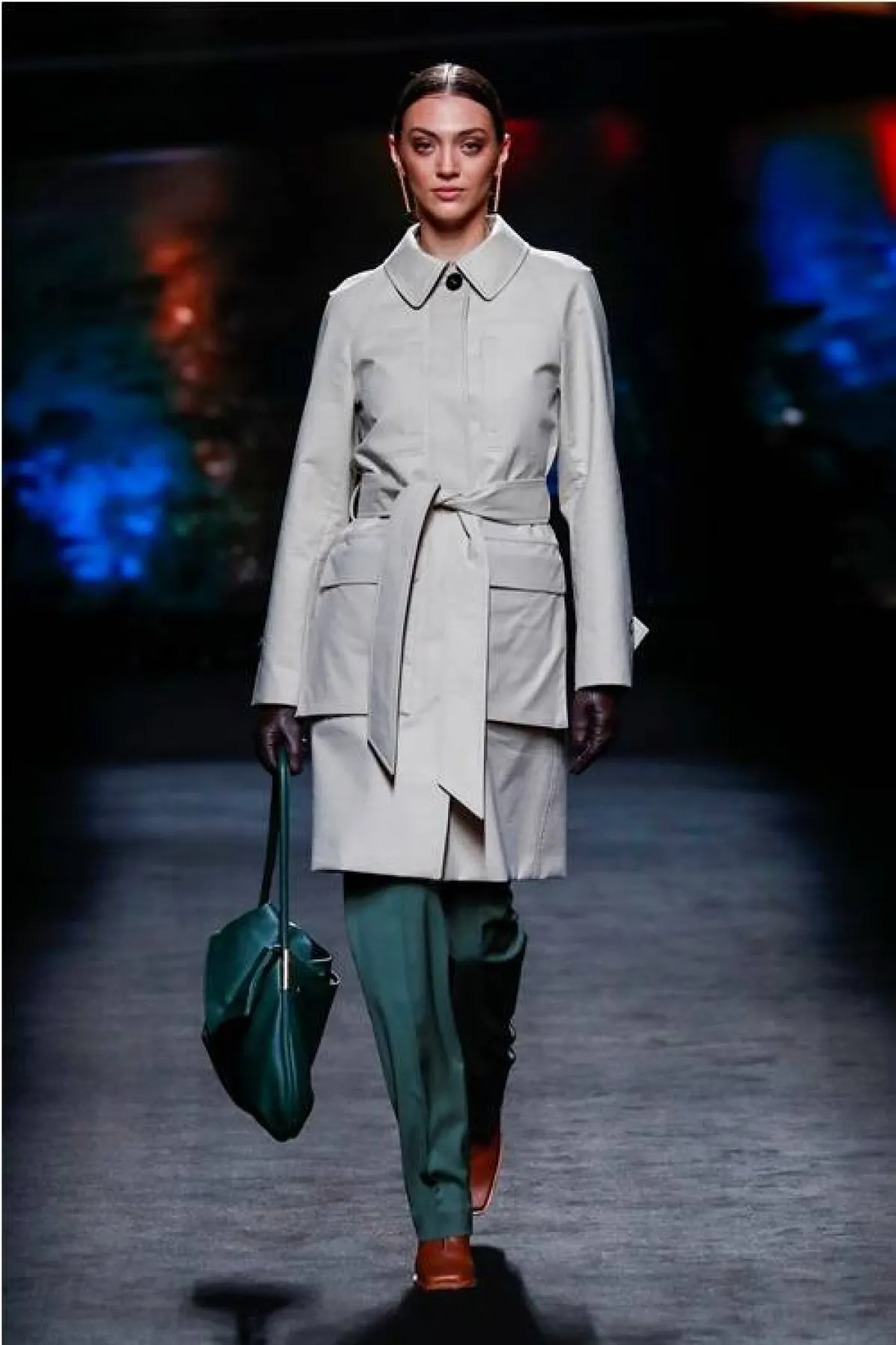 تنسيق اللون الرمادي من أنجل سشلسر Angel Schlesser