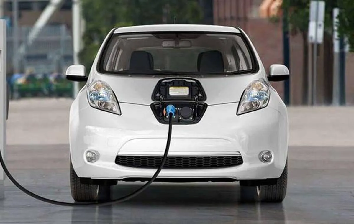 السيارة الكهربائية وحمايتها من الجو الحار بالسعودية