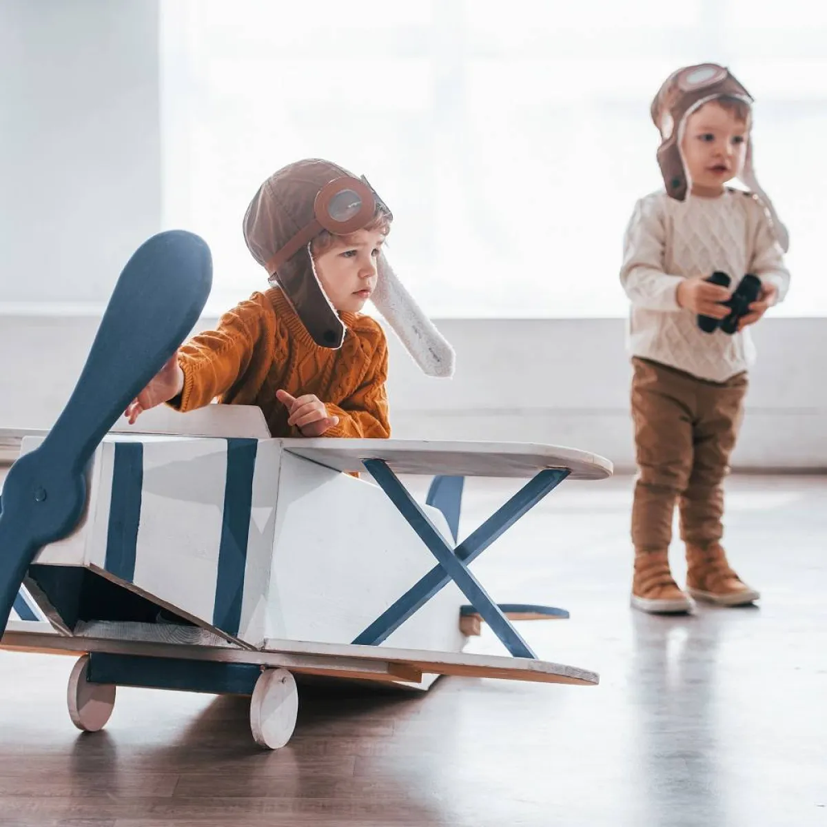 صورة لطفلين