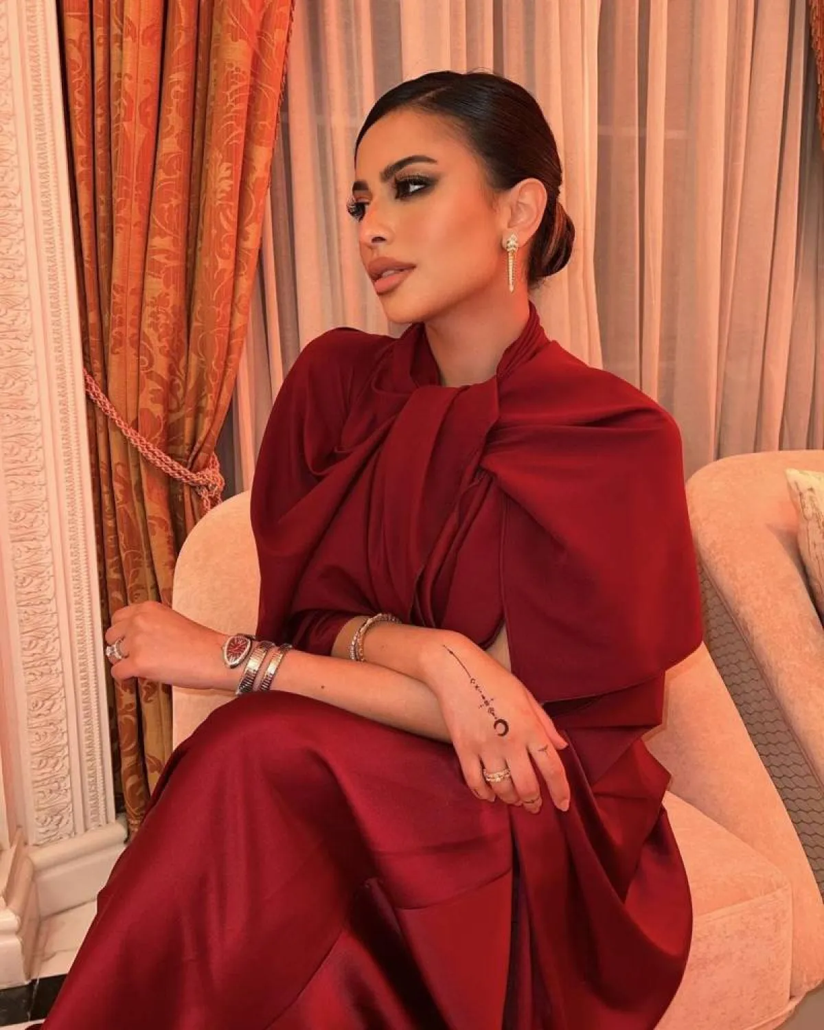 لما العقيل بمجوهرات فاخرة من بلغاري Bvlgari 