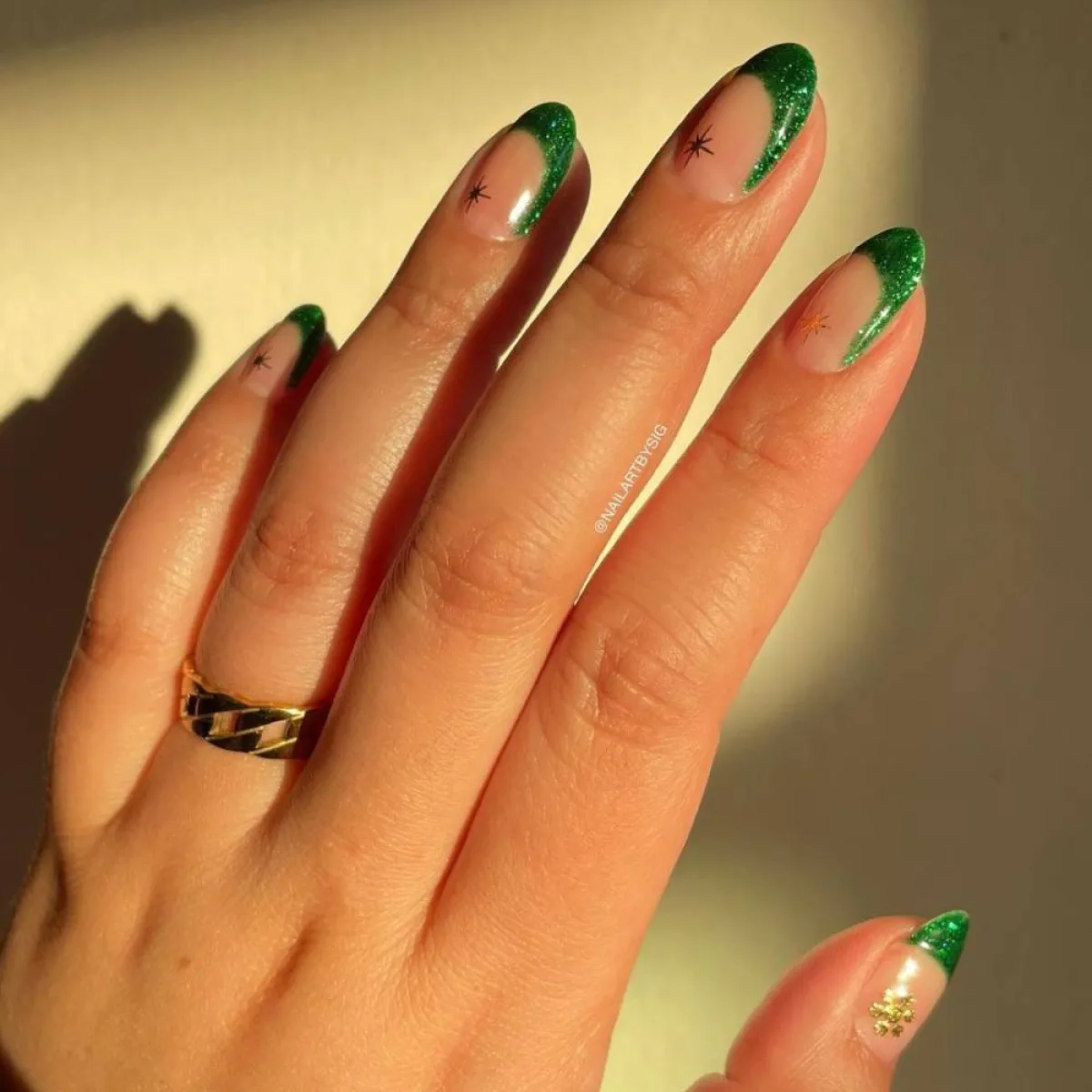 موديلات مناكير، لليوم الوطني السعودي