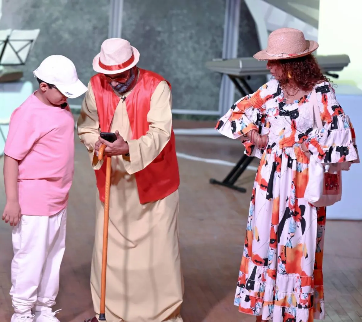 الطفل سلطان العنزي في مسرحية صالة 4 - 