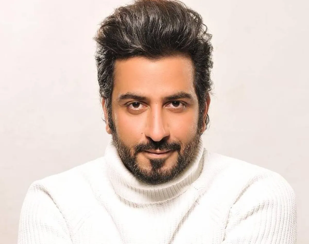 محمود بوشهري -  صورة من صفحته الرسمية على انستغرام