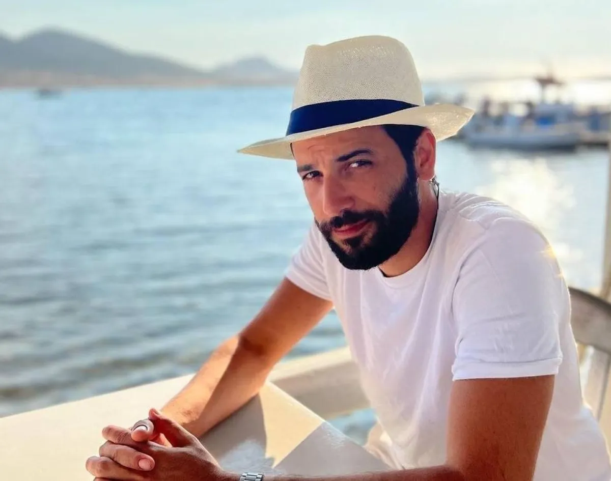 كريم قاسم - صورة من صفحته الرسمية على فيسبوك