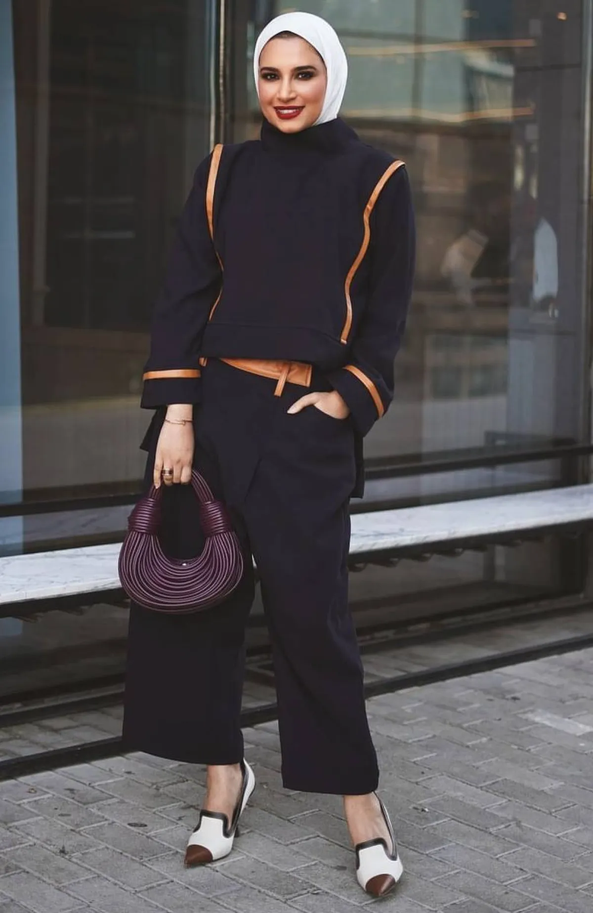 مريم الدوب بإطلالة خريفية