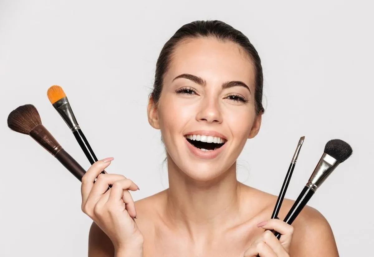 مكياج لإخفاء علامات الشيخوخة