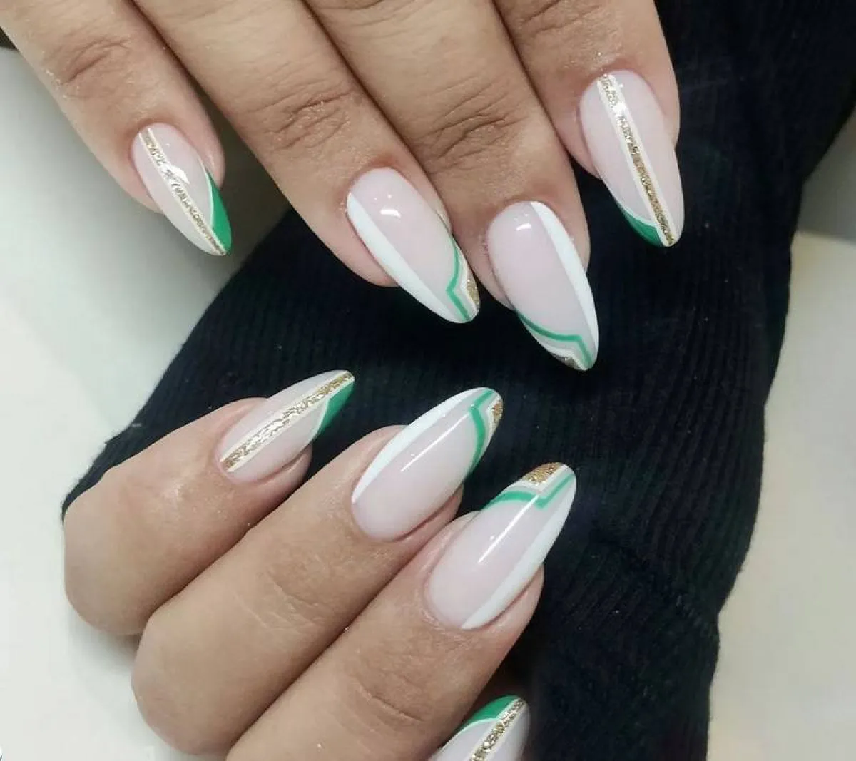 صيحة المناكير