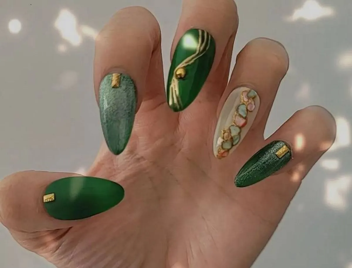 رسومات الأظافر