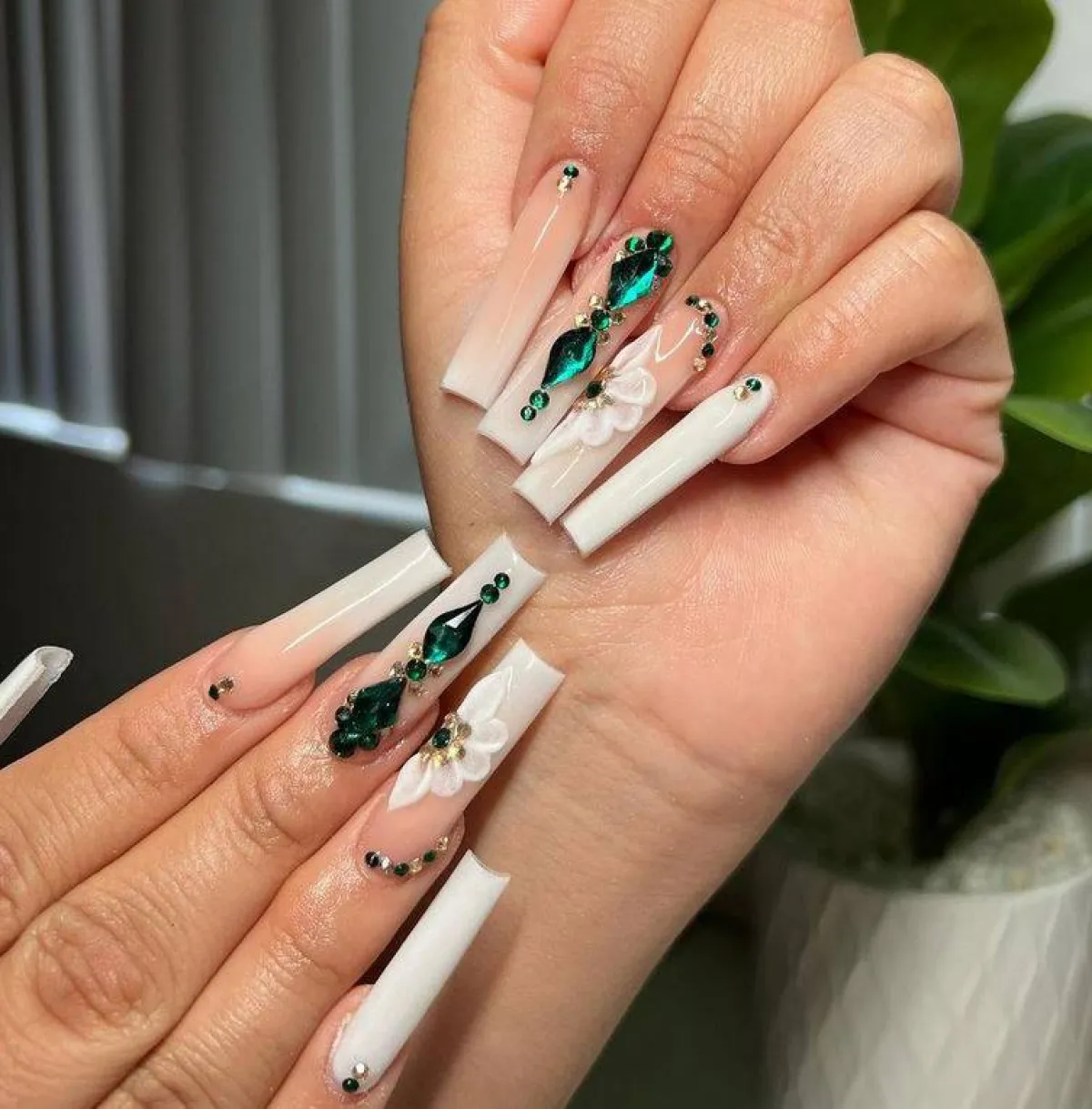 أجمل رسمات الأظافر