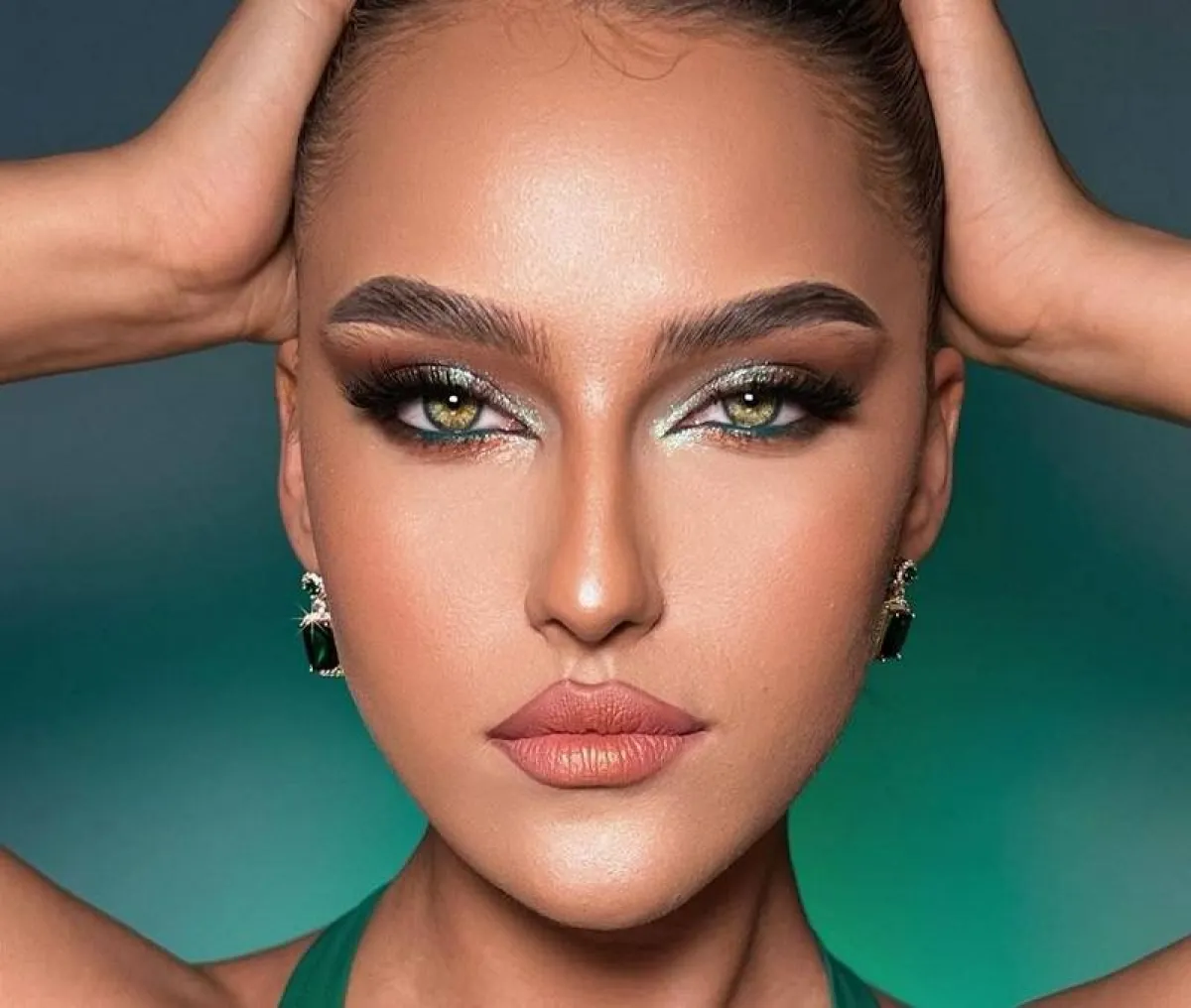 مكياج أخضر لليوم الوطني السعودي 92