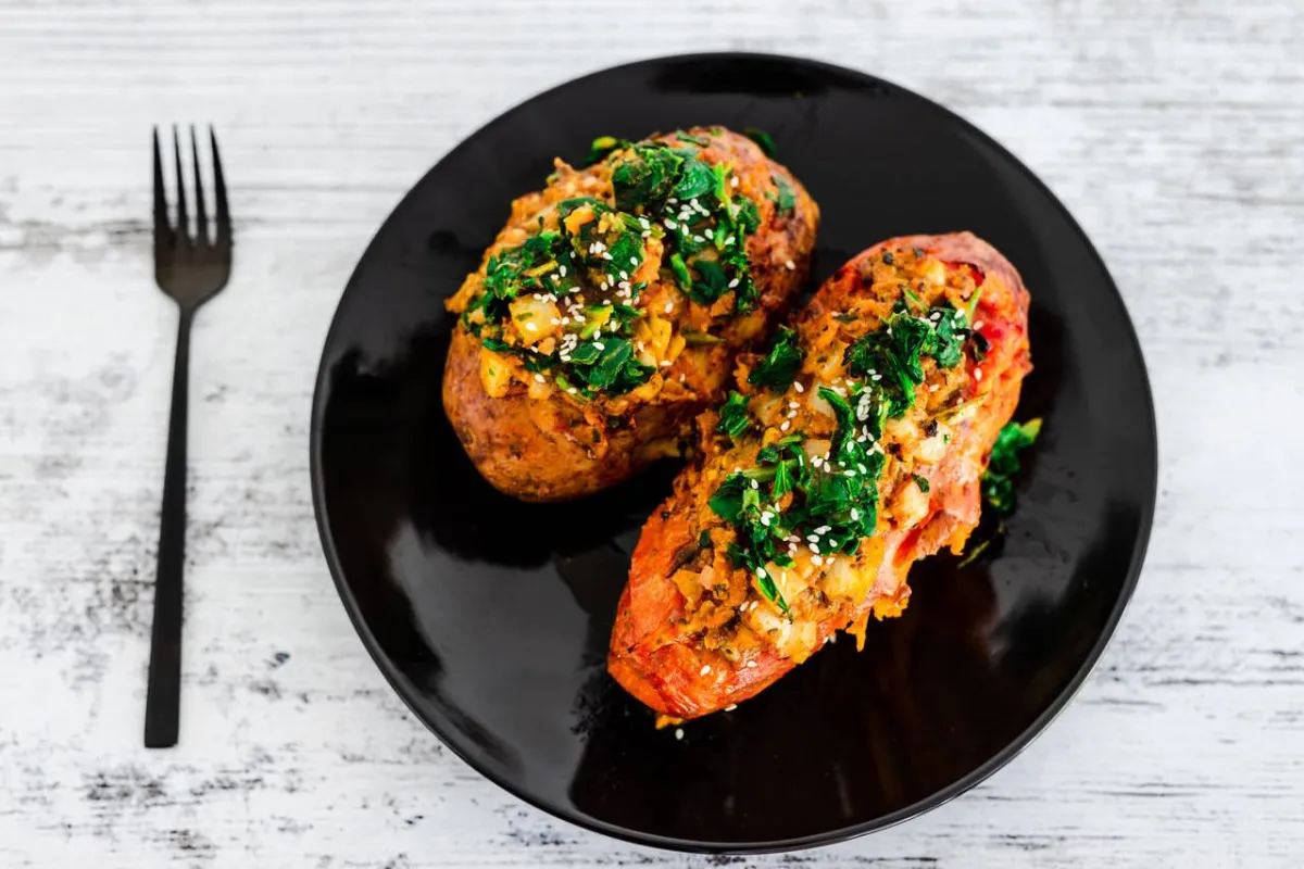 صورة لوجبة بطاطا حلوة