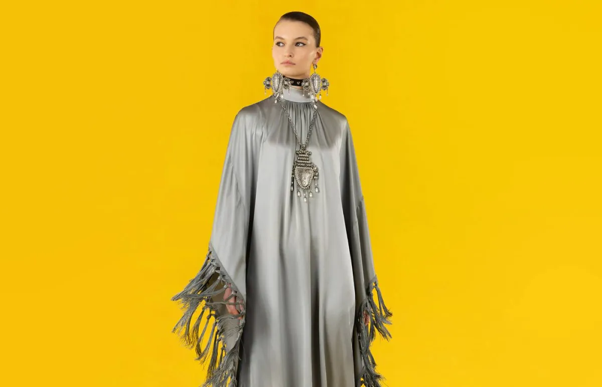 القصات الواسعة اختيارك في الخريف Flowy Fabrics & Cuts