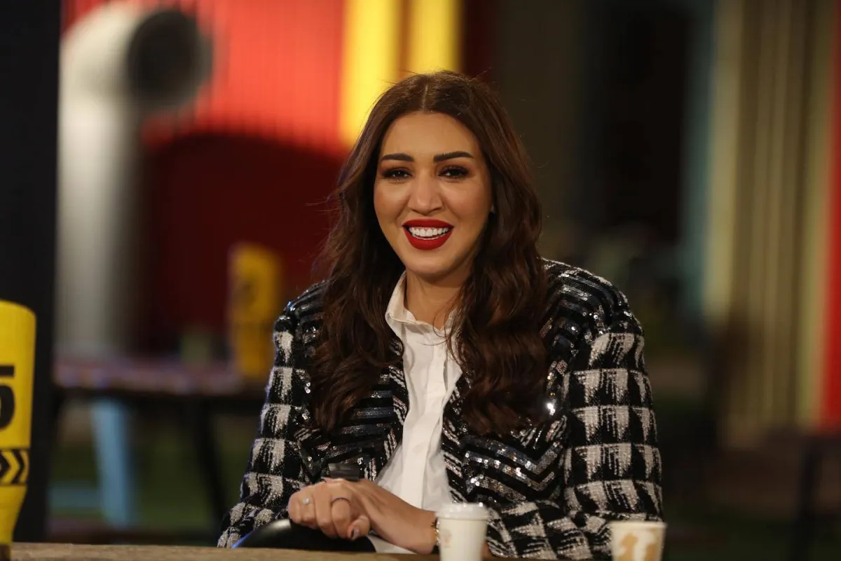 أسما لمنور - صورة من حسابها على فيسبوك