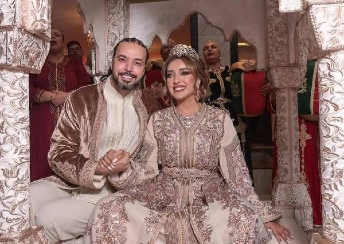  عبد الفتاح الجريني وزوجته جميلة البدوي حفل زفافهما- الصورة من حسابه على فيسبوك