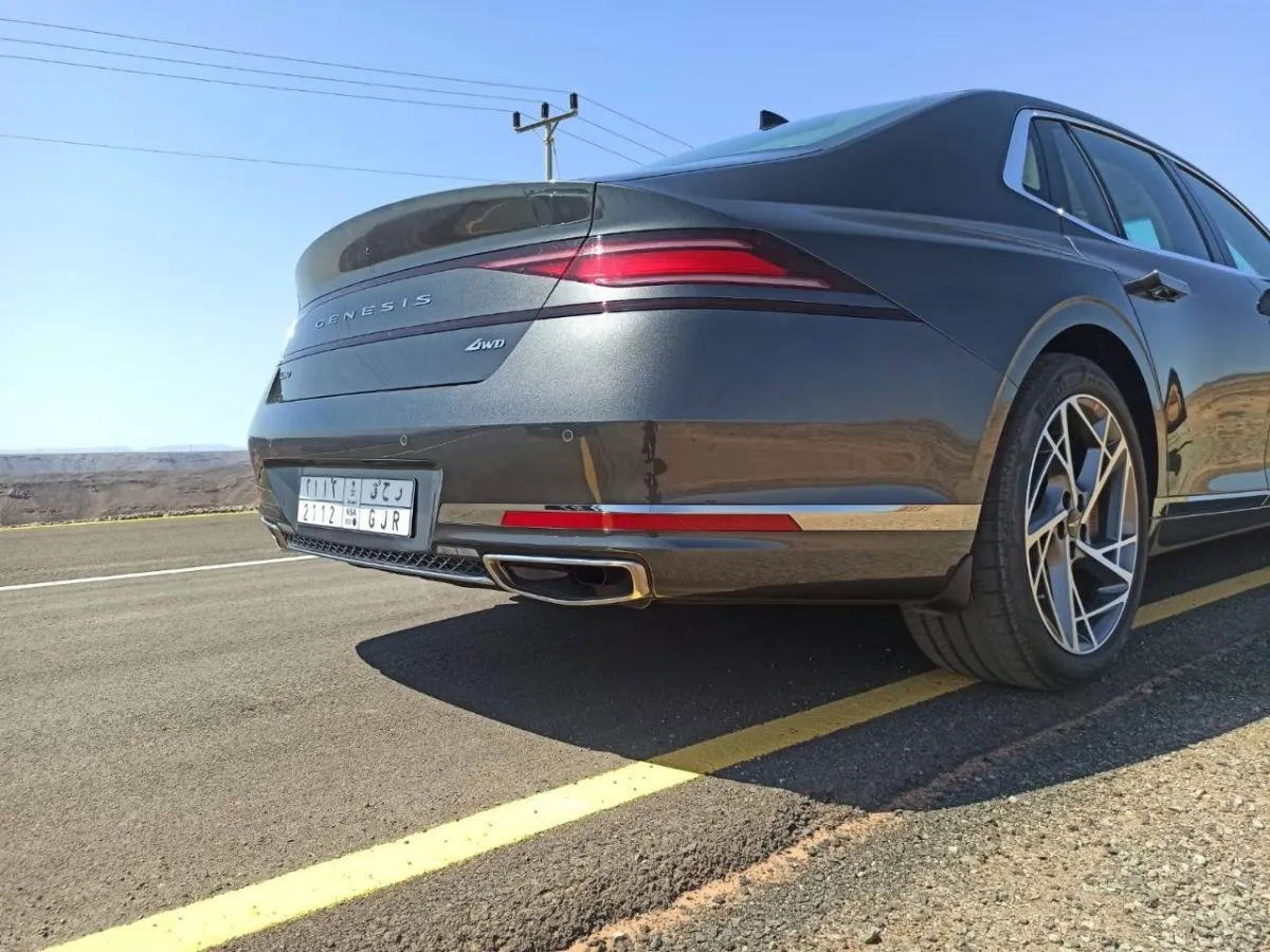 إطلاق جينيسيس G90 في مدينة العُلا