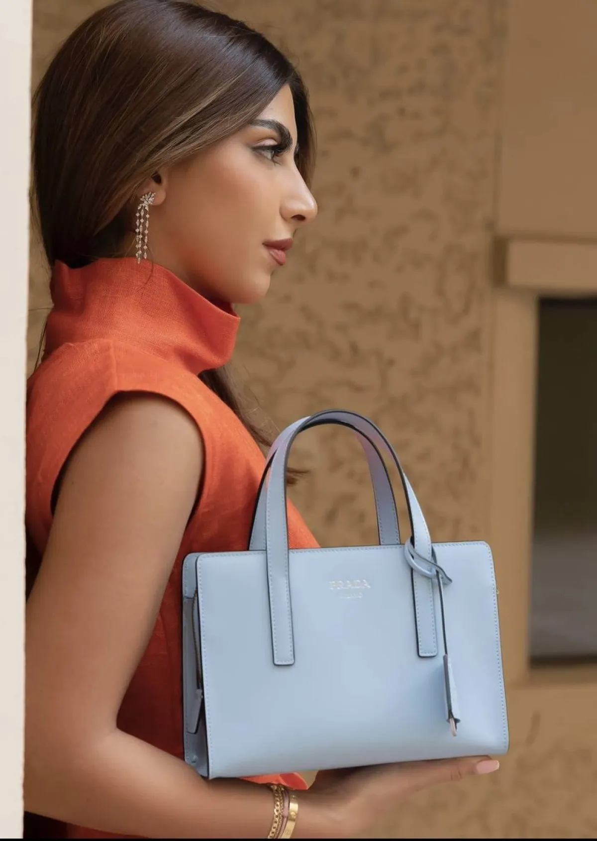 تنسيق مجوهرات الذهب الأصفر