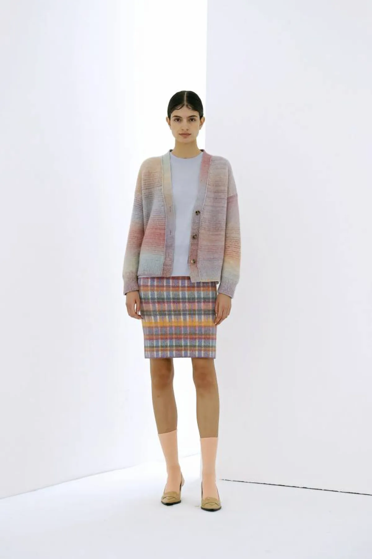 الصوف في عروض خريف وشتاء 2022-2023