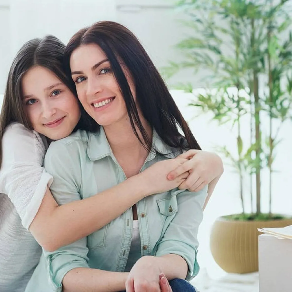 صورة لأم وطفلتها