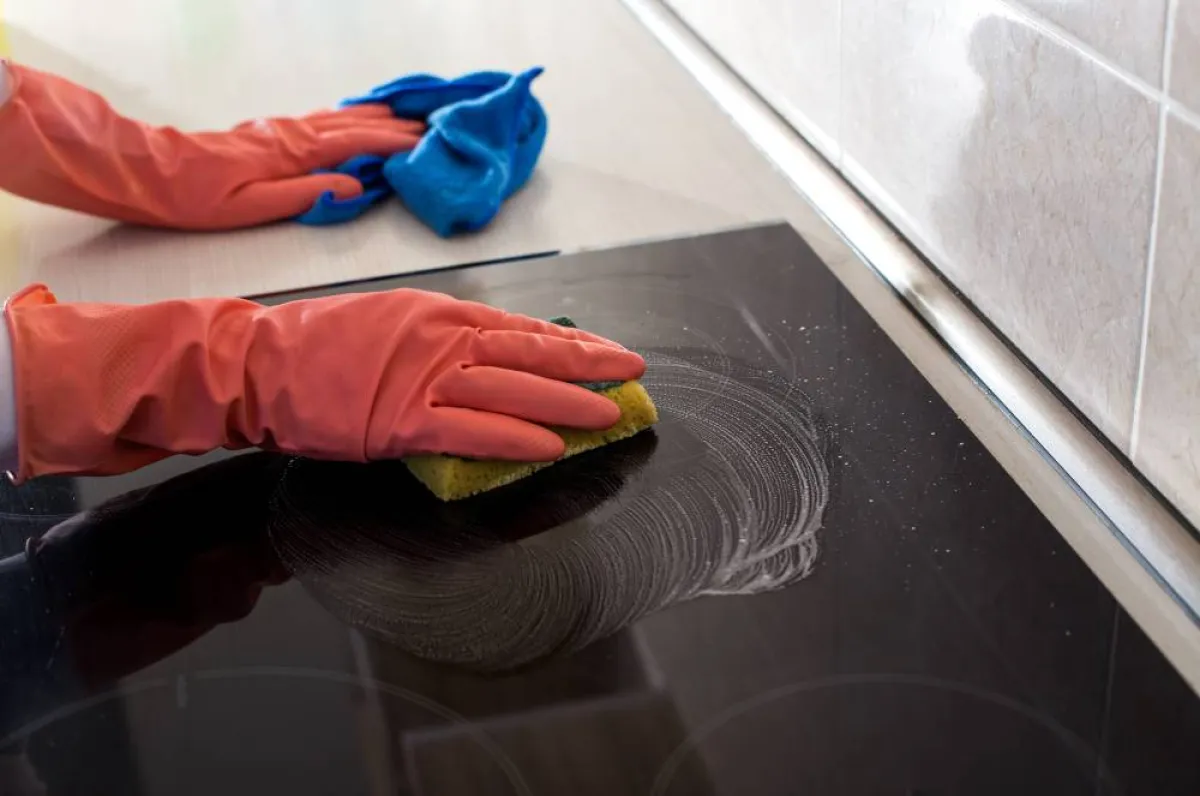 تنظيف الفرن المسطّح