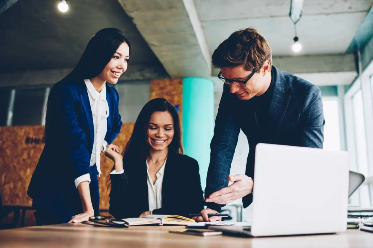 من الهامّ تزويد الطرف الآخر بمعلومات إيجابيّة 