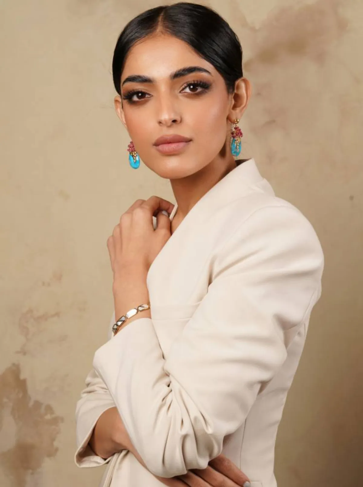 من مجوهرات ياسمين مرزوق