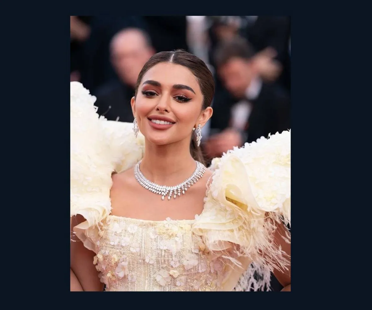 أبرز تنسيقات المجوهرات من عارضة الأزياء السعودية إلين سليمان