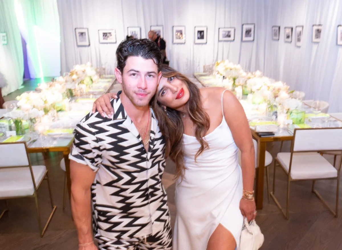 بريانكا شوبرا ونيك جوناس - الصورة من صفحة النجمة على تويتر