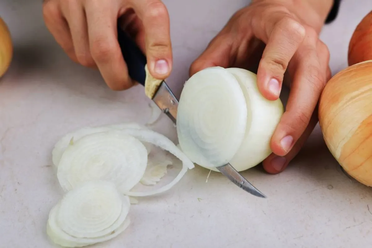 تقطيع البصل