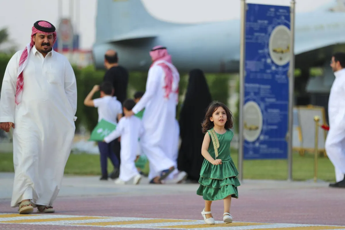 فعاليات متنوعة في متحف صقر الجزيرة للطيران احتفالا باليوم الوطني السعودي الـ92