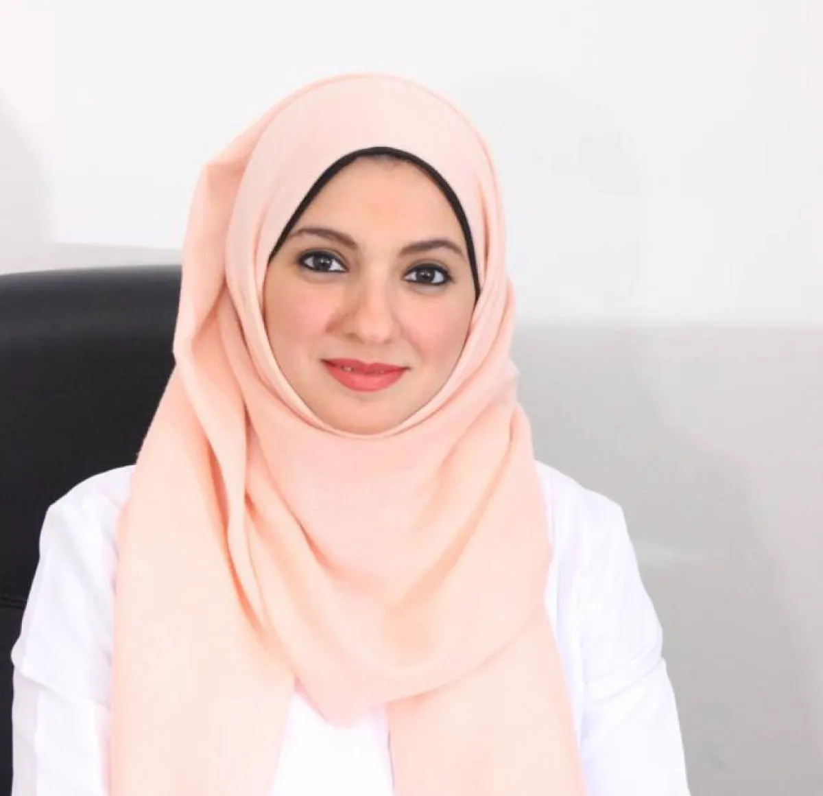 الأخصائية نرمين الحمدان