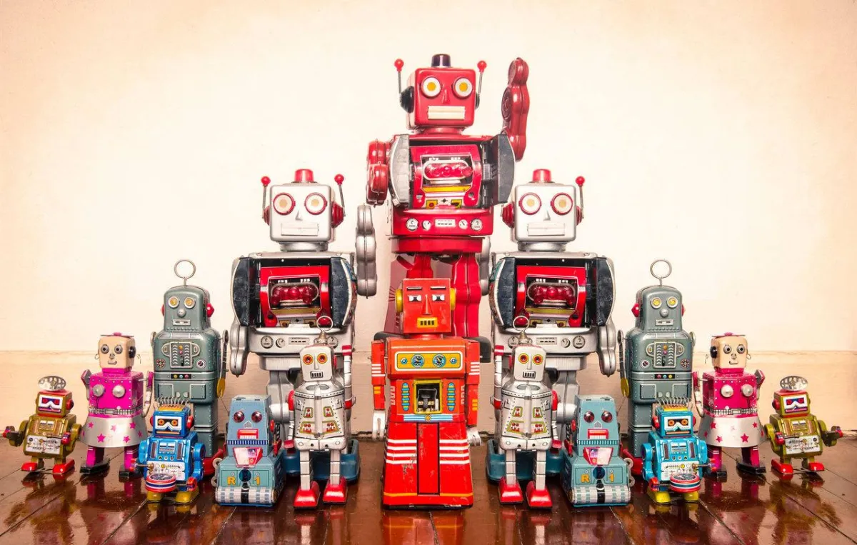 صورة لدُمَى صاخبة