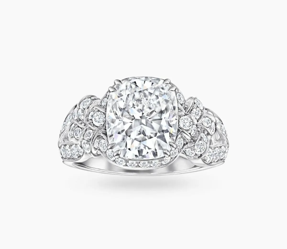 خاتم Bridal Couture Cushion-Cut من هاري وينستون Harry Winston 