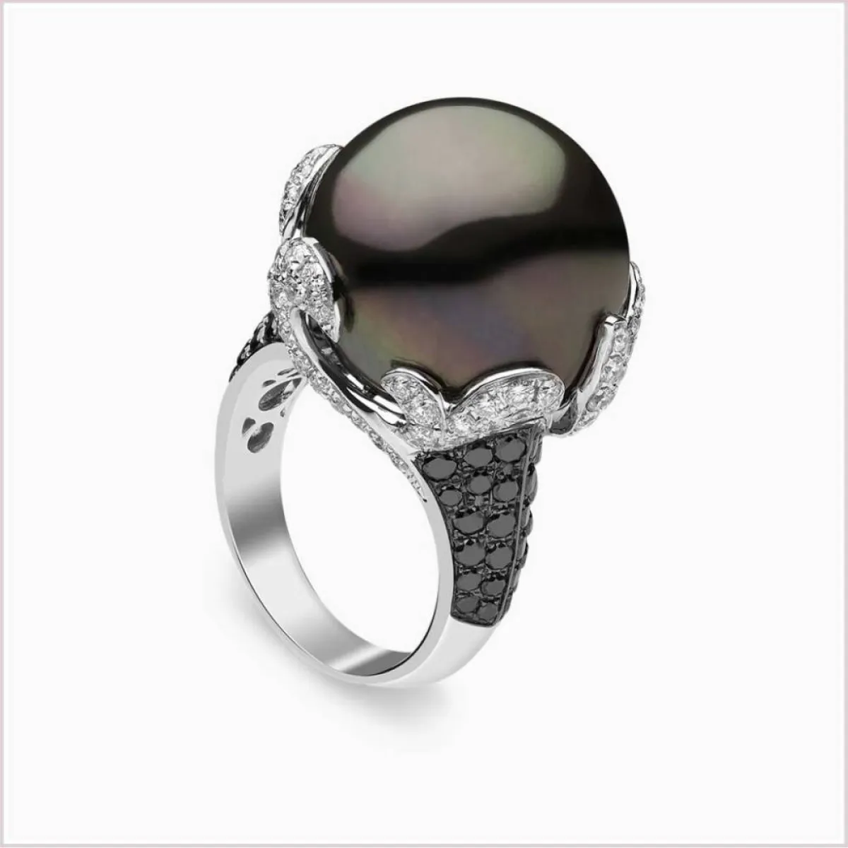 خاتم ألماس من Yoko London 