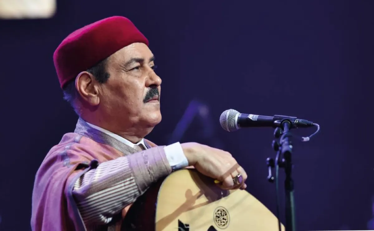 لطفي بوشناق - الصورة من حساب الفعاليات الثقافية على تويتر